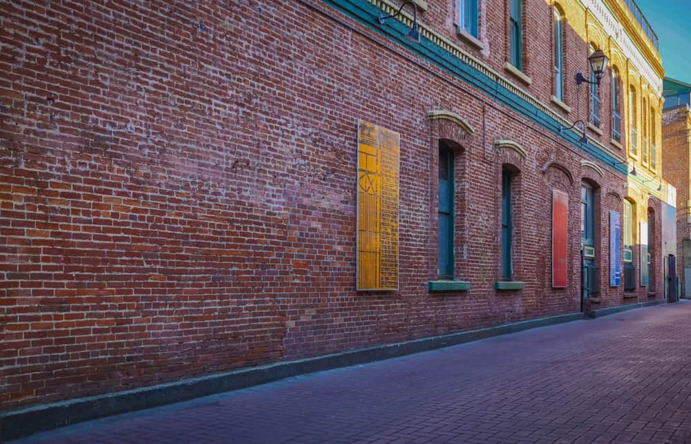 Common types of construction that require notice under the Party Wall Act Newcastle upon Tyne